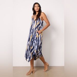 Evereve Brylee Tie Dye Navy and Gold Printed Satin Slip Dress